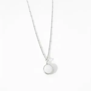 sautoir argenté personnalisé et connecté blanc